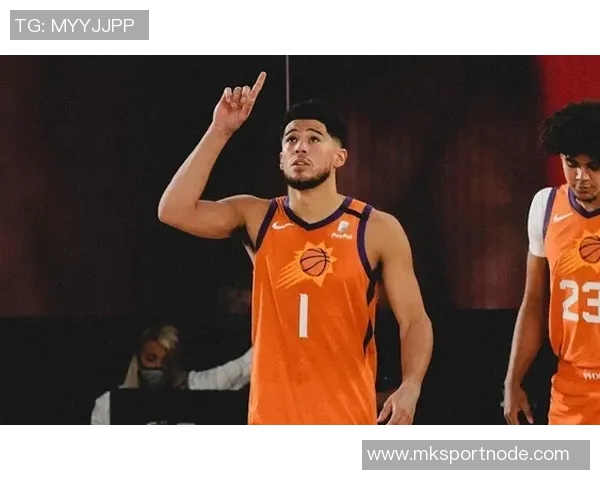 太阳主帅寄望球队健康发展强调攻防两端成功的重要性 太阳主帅寄望球队健康发展强调攻防两端成功的重要性