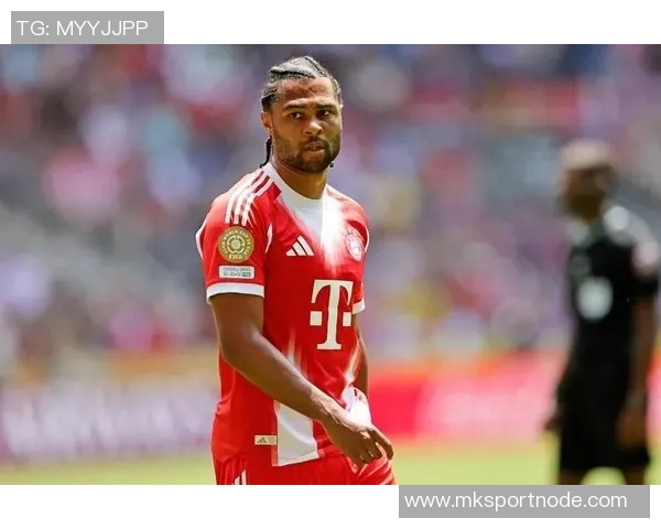 法尔克透露拜仁将德卡特视为磁卡接班人卡尔续约未经过谈判 法尔克透露拜仁将德卡特视为磁卡接班人卡尔续约未经过谈判