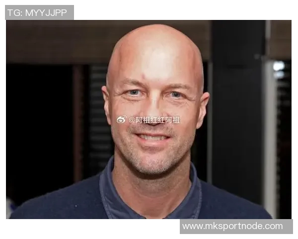 贾府技术总监克罗斯即将离任小克鲁伊夫等人或成接替人选