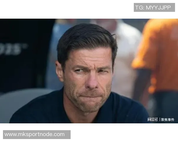 黄潜主帅谈阿隆索角色比喻教练如三明治中的火腿缺乏信任可选择离开 黄潜主帅谈阿隆索角色比喻教练如三明治中的火腿缺乏信任可选择离开