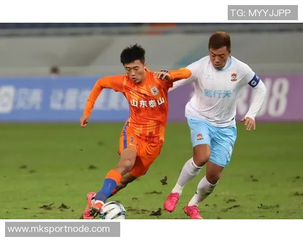 姚浩洋期待在中超赛场上展现实力助力重庆铜梁龙争创佳绩 姚浩洋期待在中超赛场上展现实力助力重庆铜梁龙争创佳绩